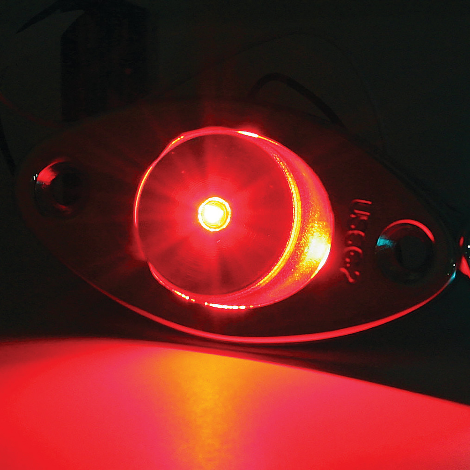 Polished stainless red LED navigation light – LEDNL3R - Hover