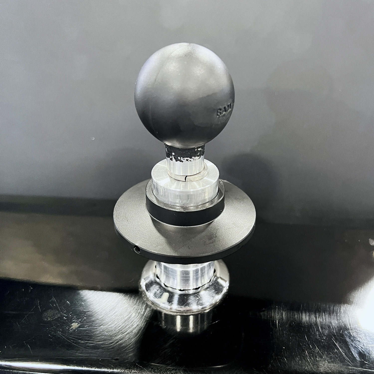Quick release dual action large universal RAM mount – QRDALUA-L